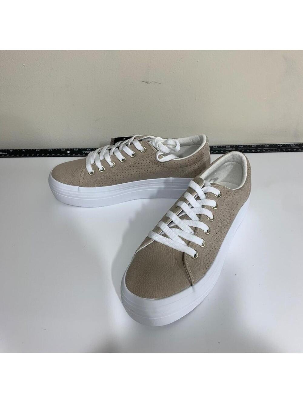 Women's Platform Sneakers Size 7 Beige Faux Leather Lace Up Comfort In Every Ste